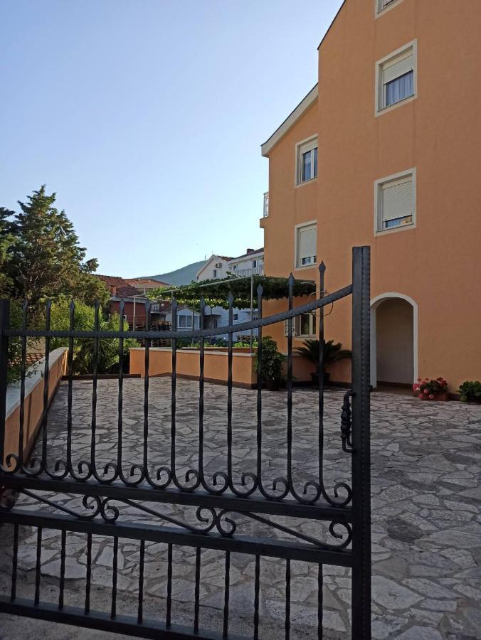 Apartments Parapid Budva Eksteriør bilde